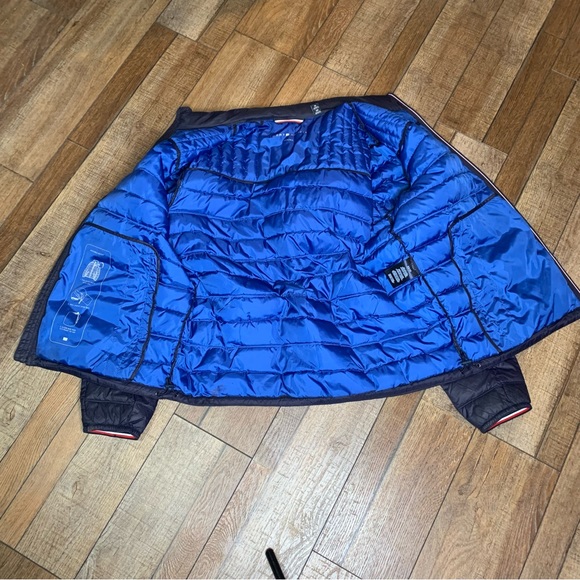 Tommy Hilfiger Men’s Packable Puffer Down Jacket - Picture 5 of 13
